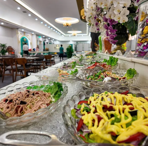 Royal Buffet - Buffet Hải Sản - 135 Lương Định Của