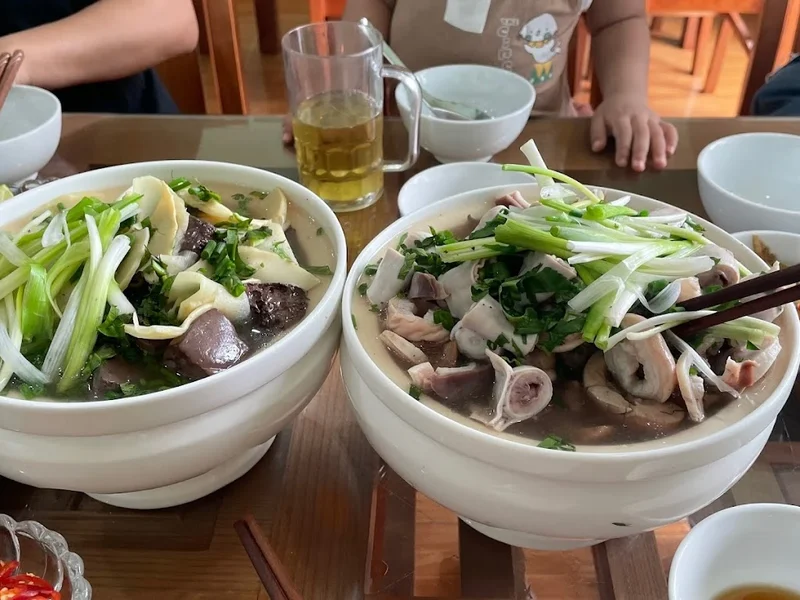 lòng lợn thúy cảnh