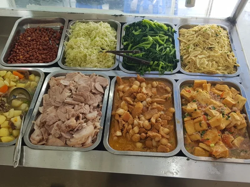 QUÁN CÔ TIỆM - CƠM VĂN PHÒNG