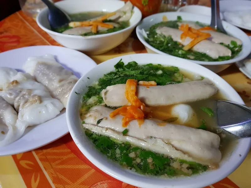 Bánh Cuốn Cao Bằng Ao Sen