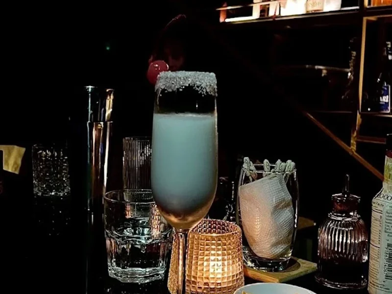 La Chambre Cocktail Bar