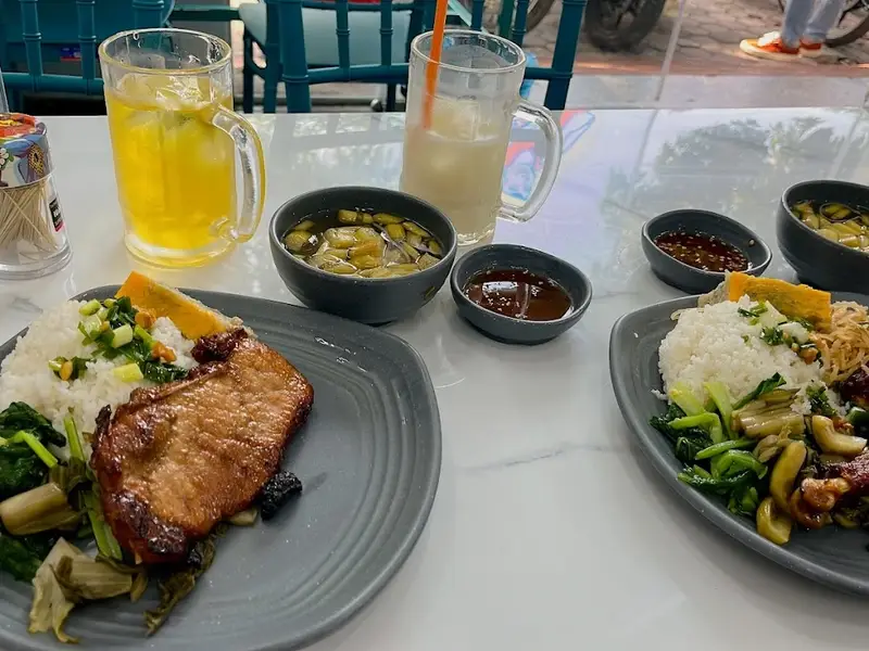 CƠM TẤM TƯ MẬP HÀ ĐÔNG - 180 NGUYỄN VĂN LỘC