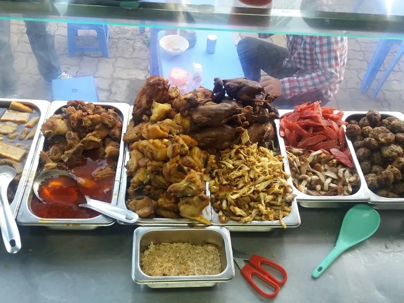 Xôi Sườn Cay Phương Nhi - 630 Trường Chinh