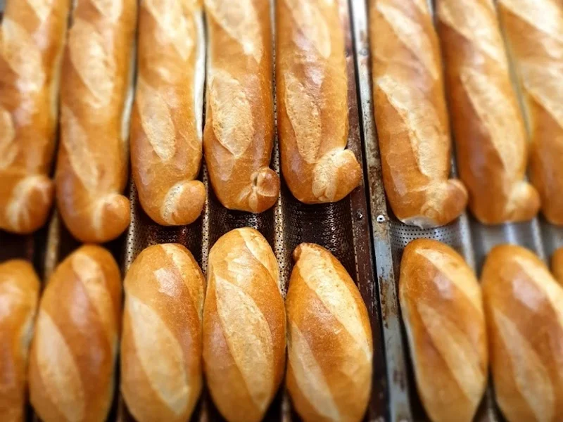 Bánh mỳ pháp ( Mai'l )