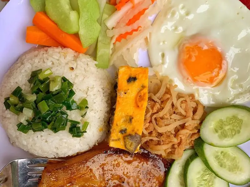 Quán cơm tấm Sài Gòn