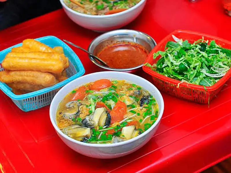 Bún riêu Huyền Thu