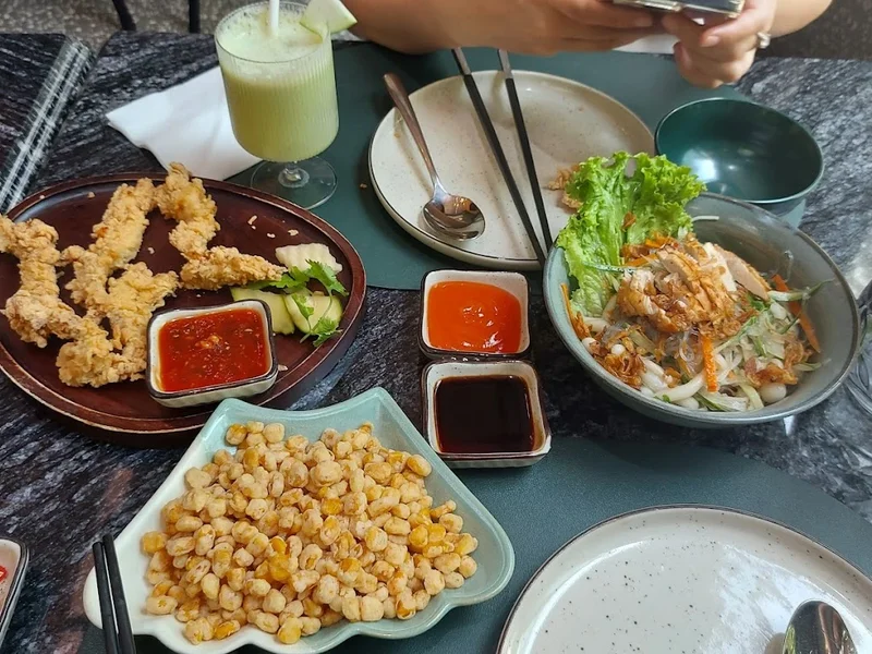 Quán Cơm Bình Dân