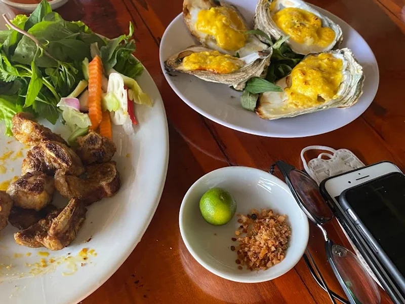 Nhà hàng Sông Quê