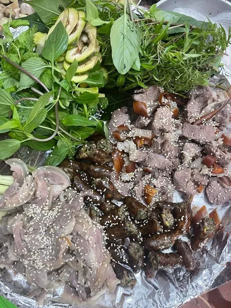 Quán ăn Lối Về