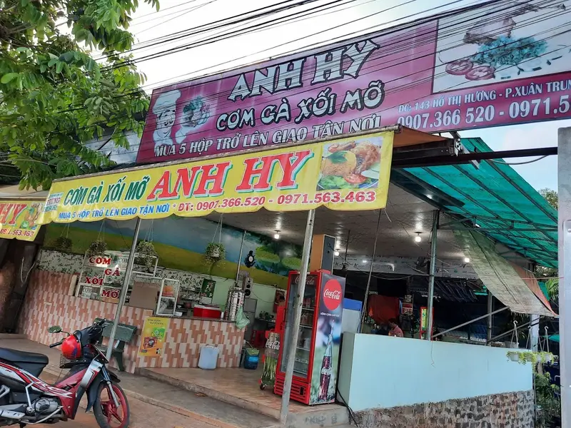 CƠM GÀ XỐI MỠ ANH HY