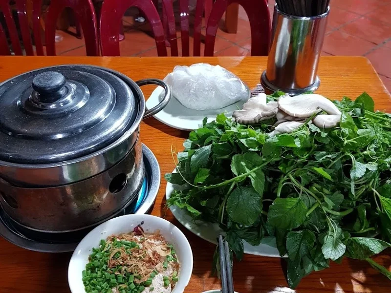 Nhà Hàng Hương Đồng Gió Nội