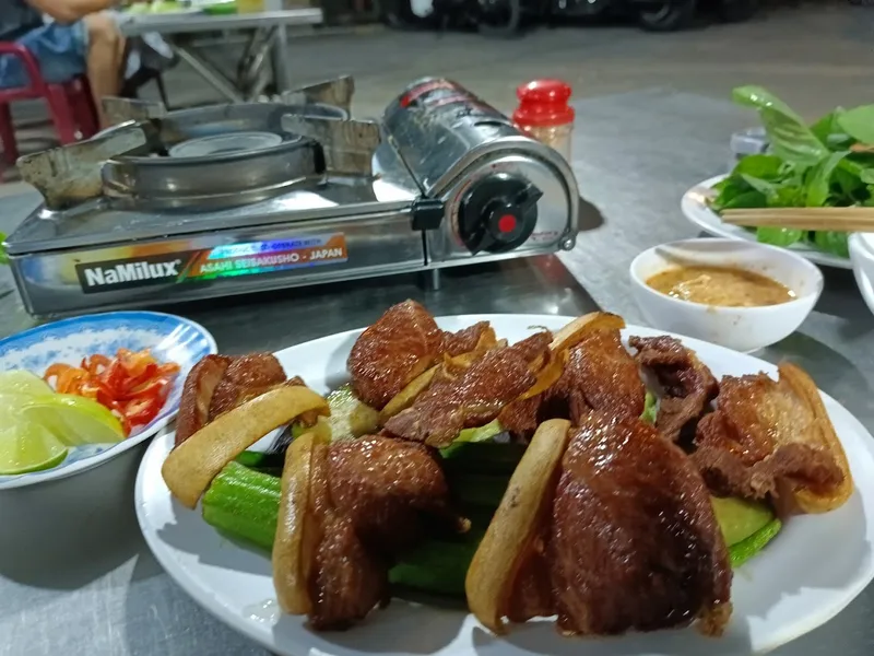 Lẩu dê Chợ Lớn