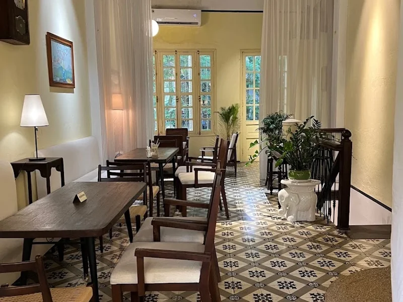 No. 1986 Coffee Phan Bội Châu