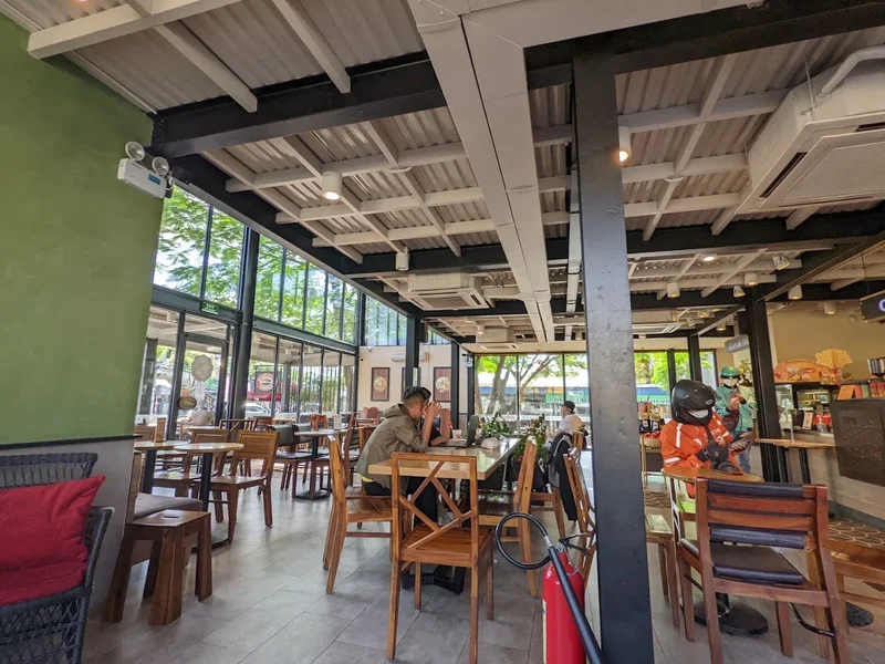 Highlands Coffee Đại Học Sư Phạm Đà Nẵng