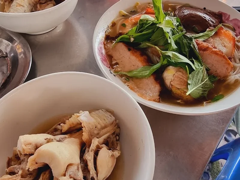 Bò Beefsteak - Bún Mắm