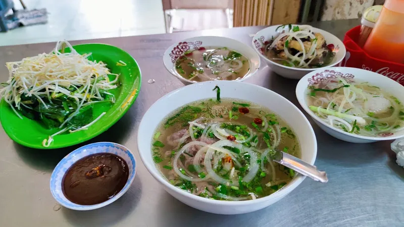 Phở Ngọc Châu