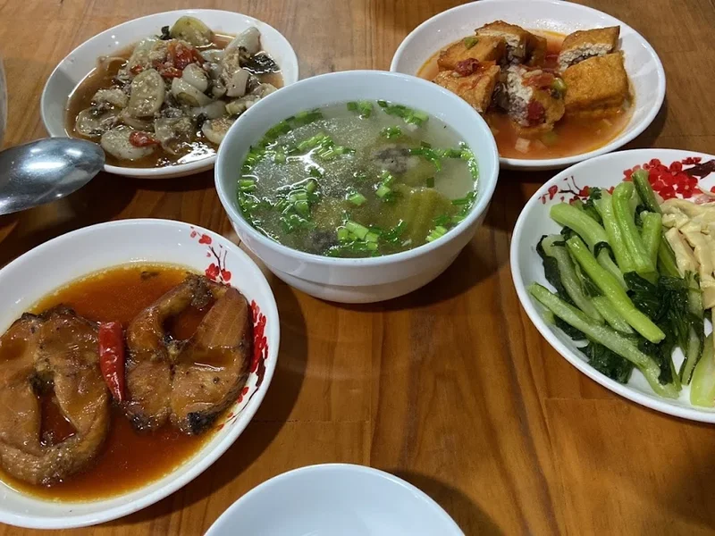 Cơm ngon Thành phát