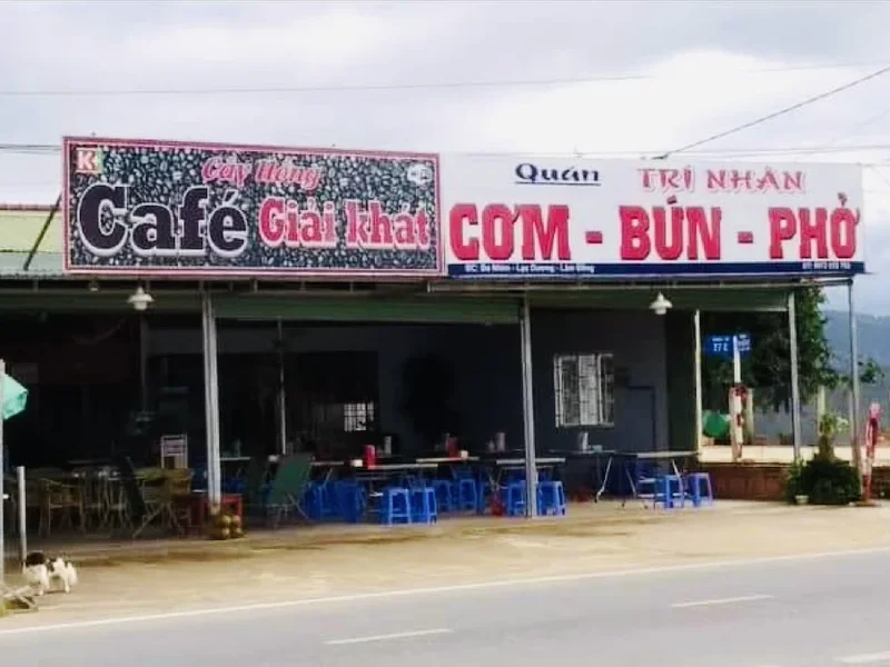 Quán cơm gia đình Trí Nhân