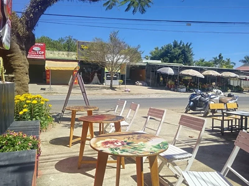 Là Lam - Ăn Vặt Lâm Hà