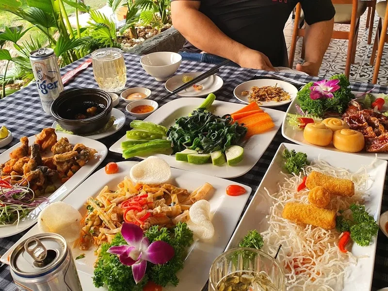 Nhà hàng Lạc Viên Tân An