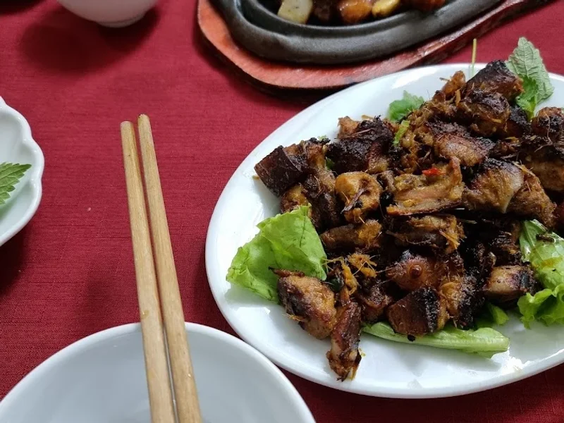 Nhà hàng Lương Tài Quán