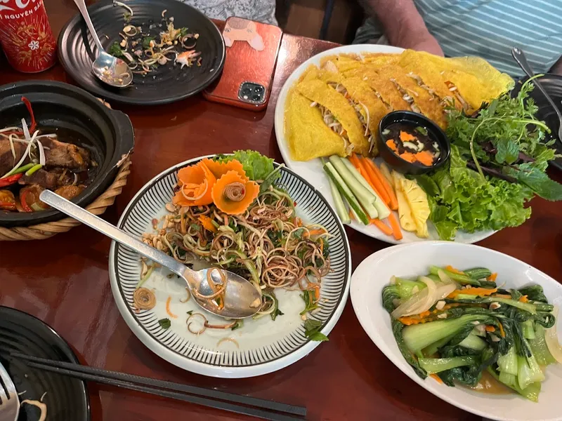 Hong Hoai's Vietnamese Restaurant & Vegan Food