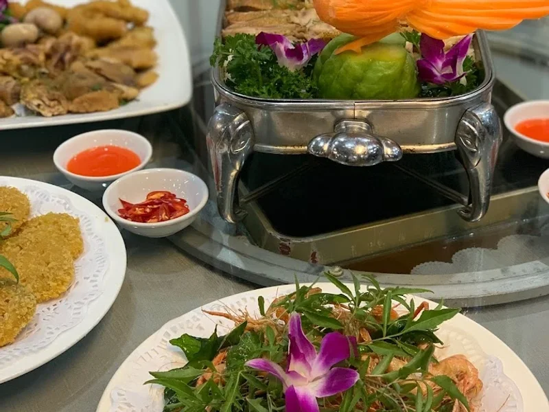 Nhà Hàng Sen Đồng