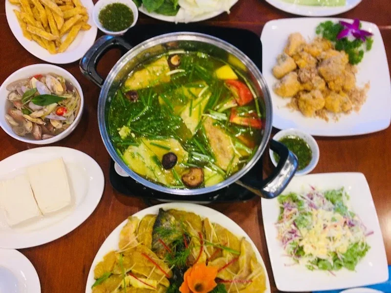 Hải Sản Viễn Dương Restaurants