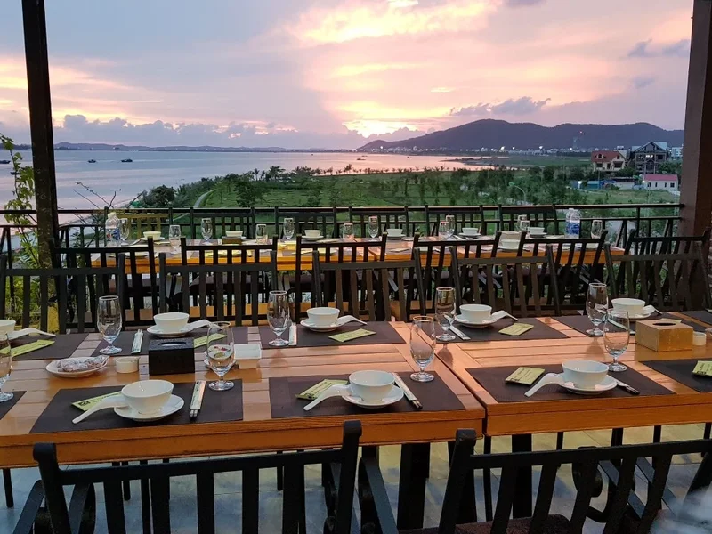 Nhà hàng Ngọc Phương Nam 1