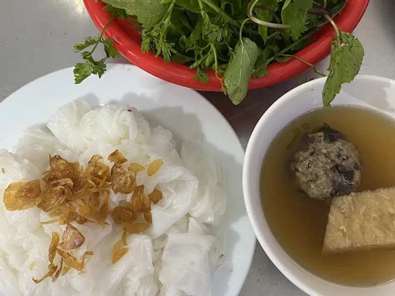 Bánh Cuốn Cô Lan - 35 Phạm Hữu Điều
