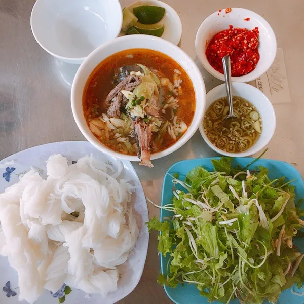 Hồng Bún Cá Ngừ