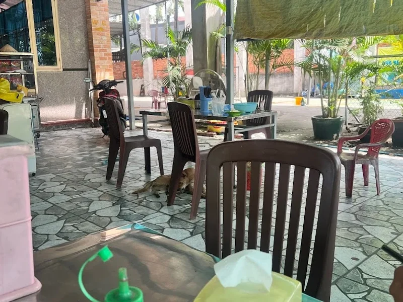 Quán Bún Riêu Cua Cầu Tre