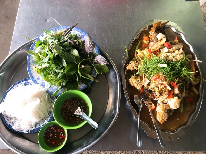 Gỏi cá Đồng Nai 1 - Tân Mai