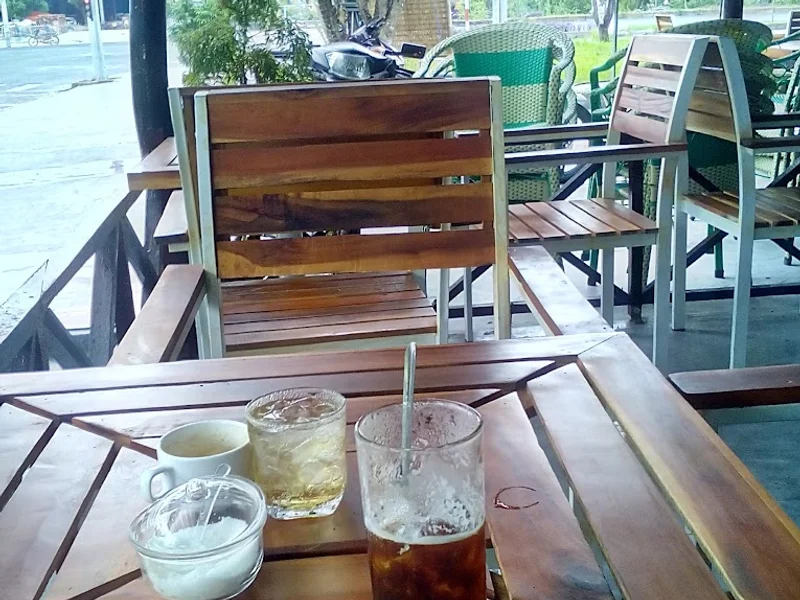 Cafe Phố Núi Sam