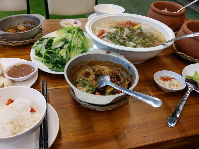 NHÀ HÀNG CƠM NIÊU GANA