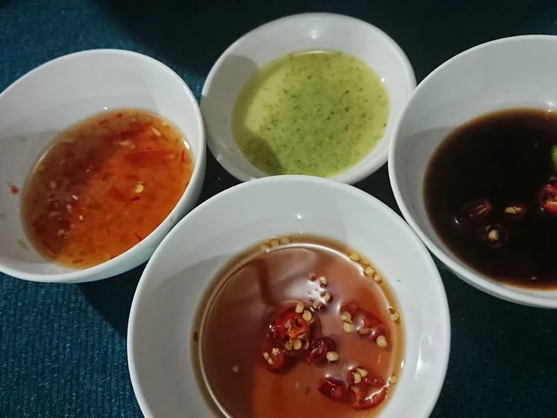 Quán Ăn Góc Phố