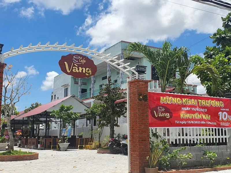 Vàng Cafe (Hôm nào Cafe)