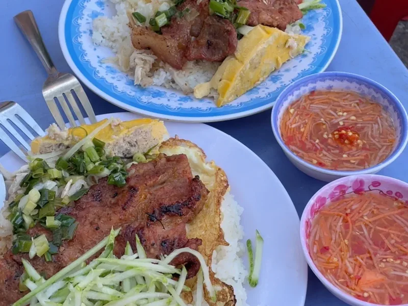 Cơm Tấm Cô Tuyết