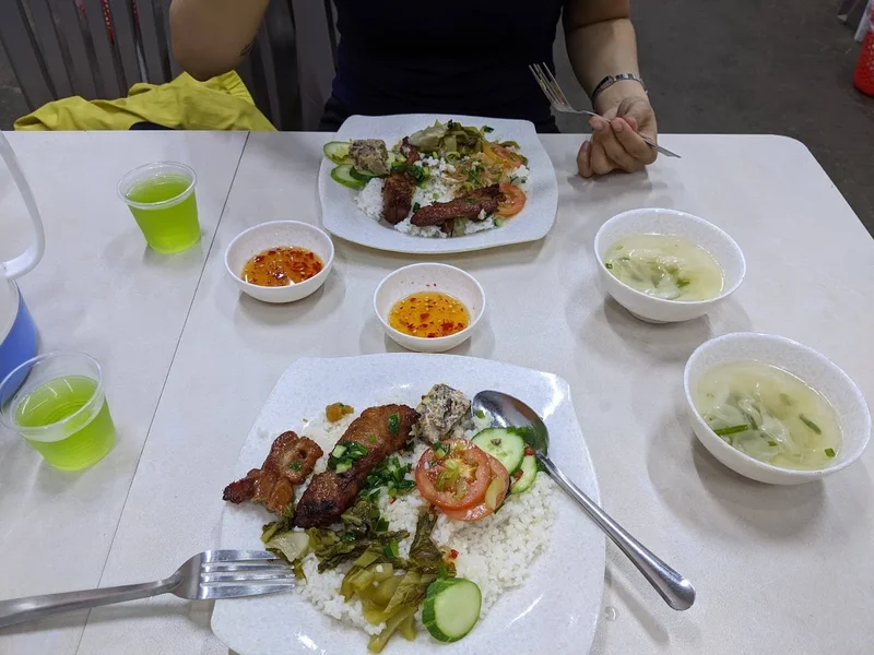 Quán ăn Tâm Tuyền - Cơm Tấm Sườn Cọng 30k