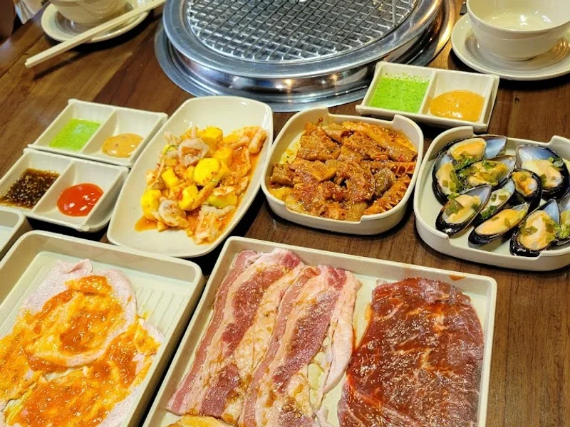 Đom Đóm BBQ Buffet Đà Nẵng