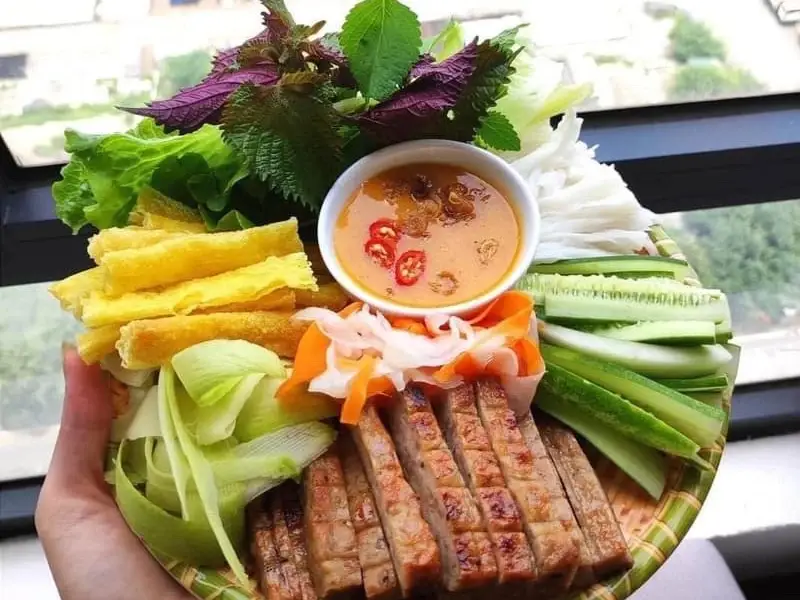 Trà Trái Cây Tươi & Đồ Ăn Vặt - Lẩu Bò Ba Toa