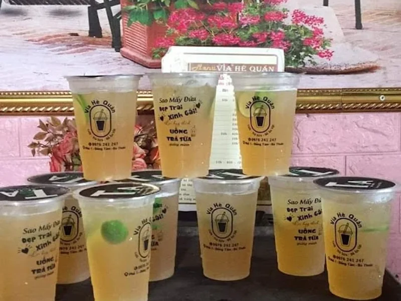 Cafe đồ ăn vặt vỉa hè quán