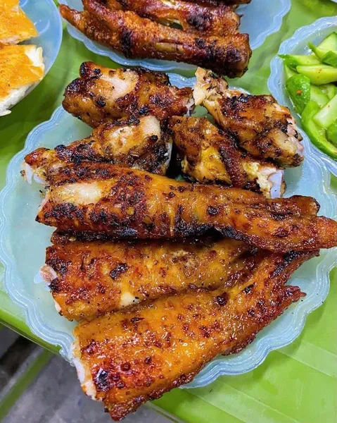 Tiệm Ăn Vặt Thị Sâu