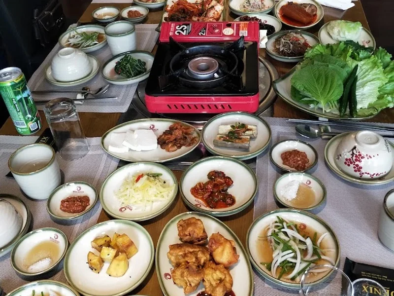 한국 식당 Saranghe Garden - Nhà Hàng Hàn Quốc