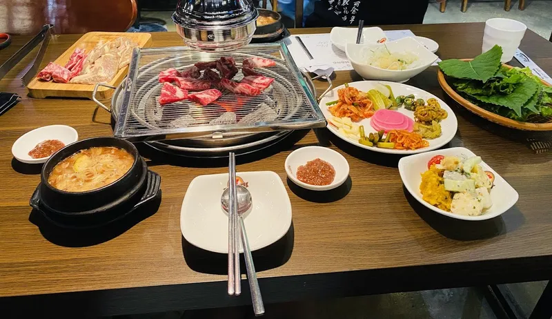 Meat Plus No1 Korean BBQ - Bắc Ninh