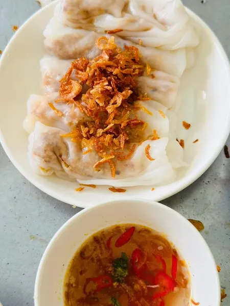 Bánh cuốn bà Huế