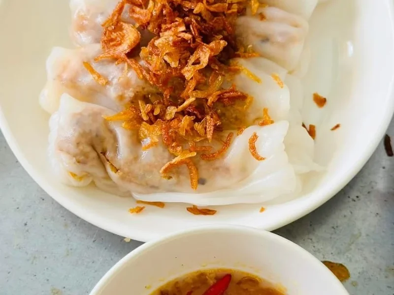 Bánh cuốn bà Huế