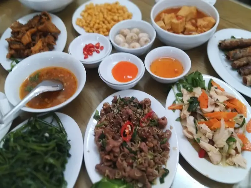 Nhà hàng Minh Quân Ninh Bình
