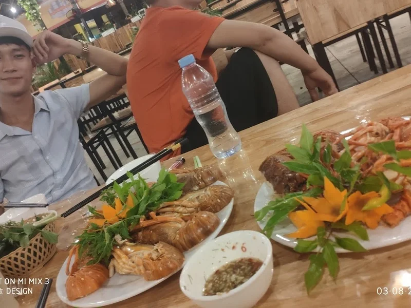 Nhà Hàng Ngân Anh