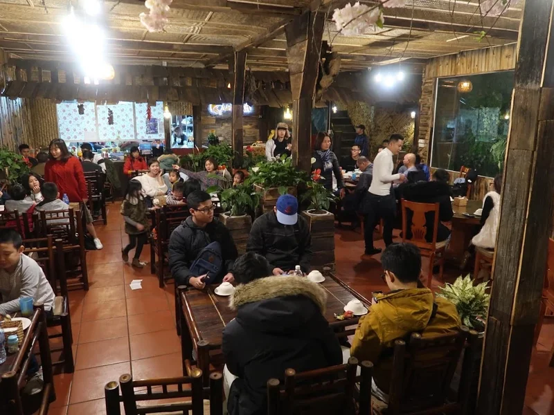 Nhà Hàng Cá Hồi Vua Sapa